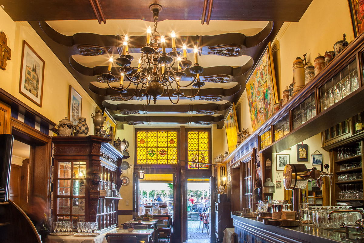 Der Schankraum im Restaurant in der Altstadt